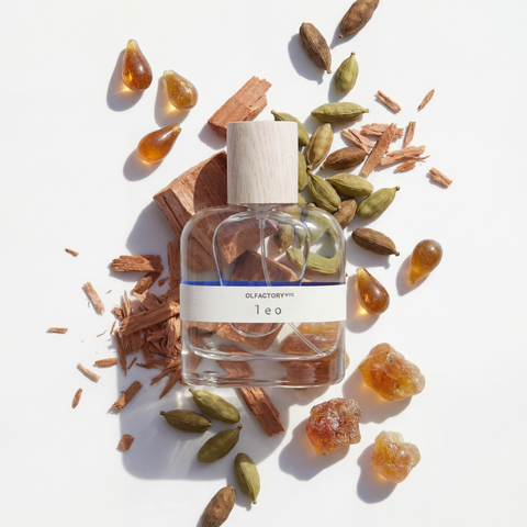 Leo bottle